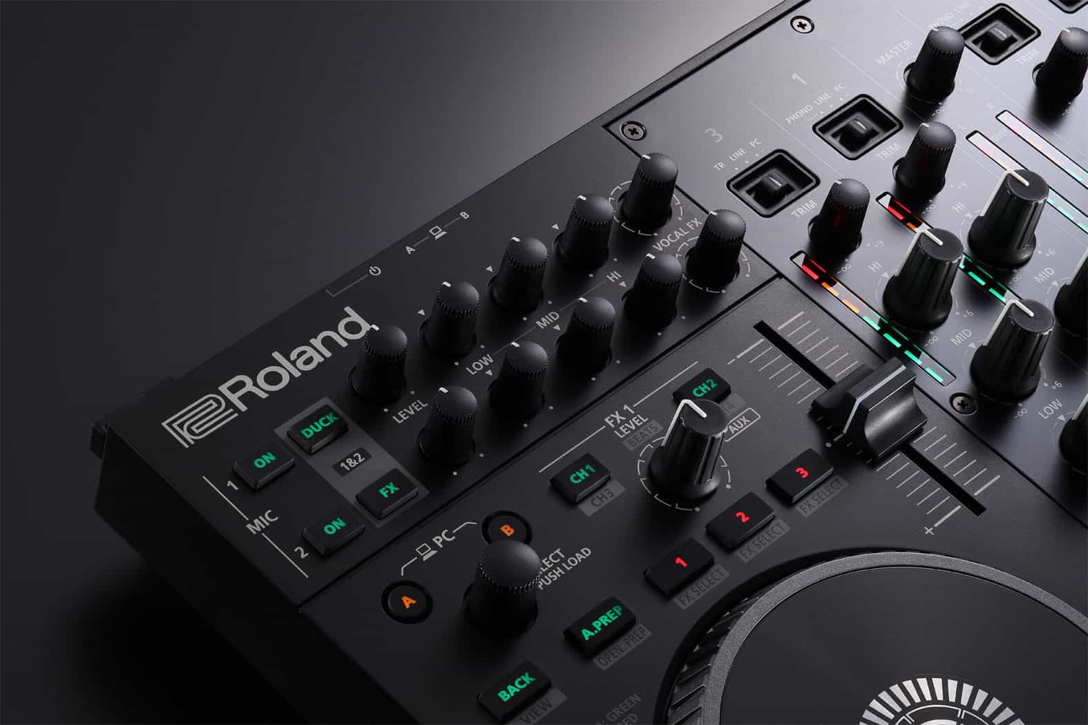 Roland DJ-707M DJ Controller 4