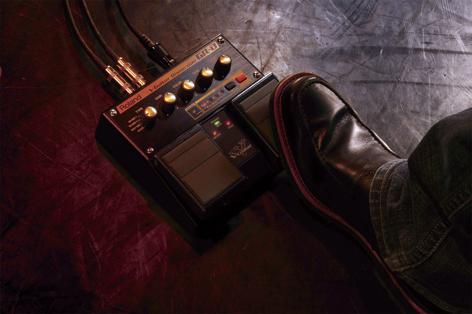 Roland GR-D V-Guitar Distortion Pedal leg